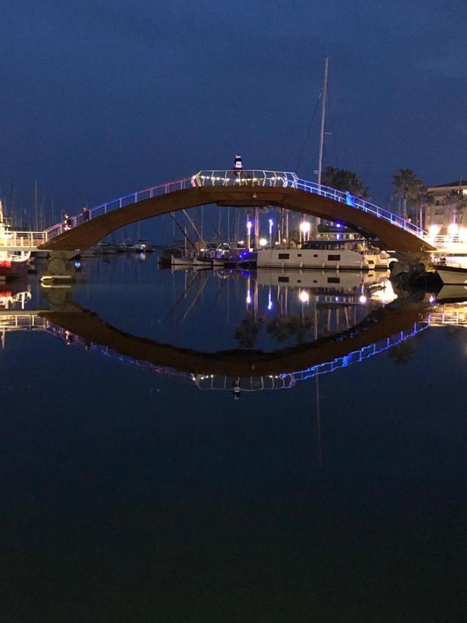 Apartmán Hippocampe F2 Fréjus Exteriér fotografie